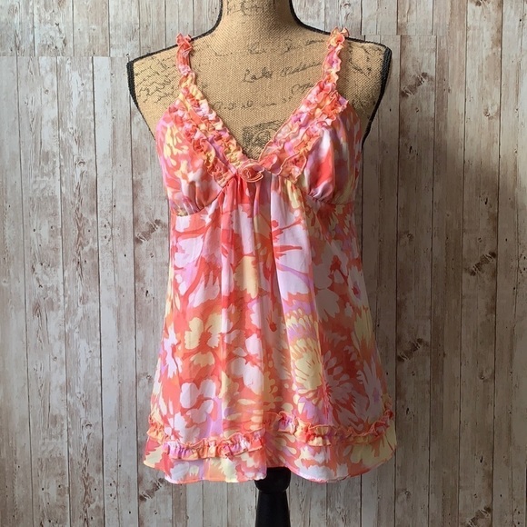 𝅺AMBRIELLE Floral Sleep Top - Picture 1 of 4